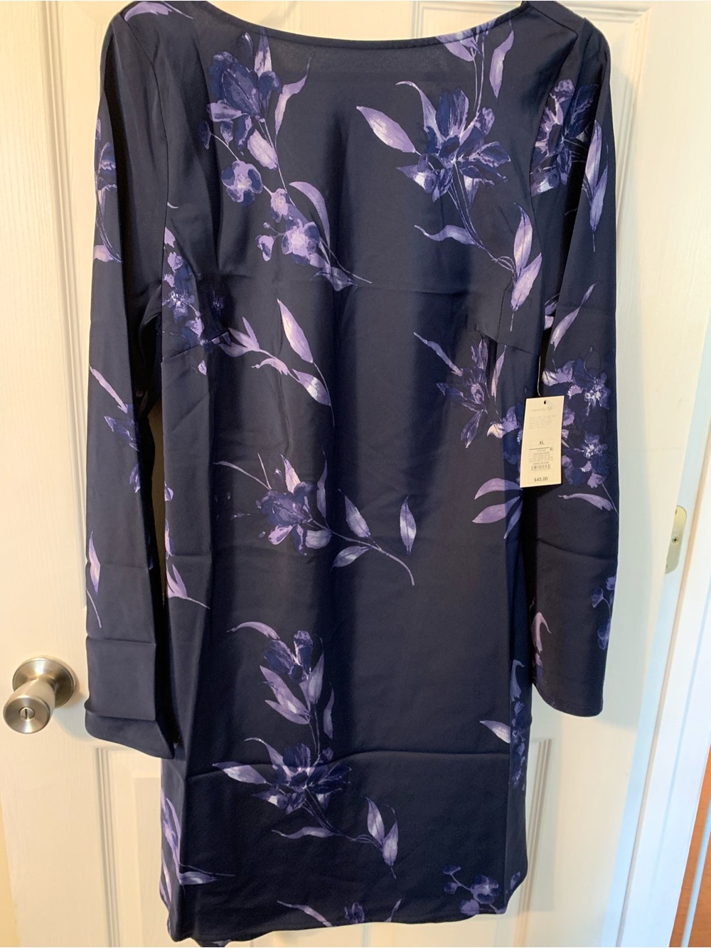 A New Day NWT’s size XL polyester backless dress (no liner)
